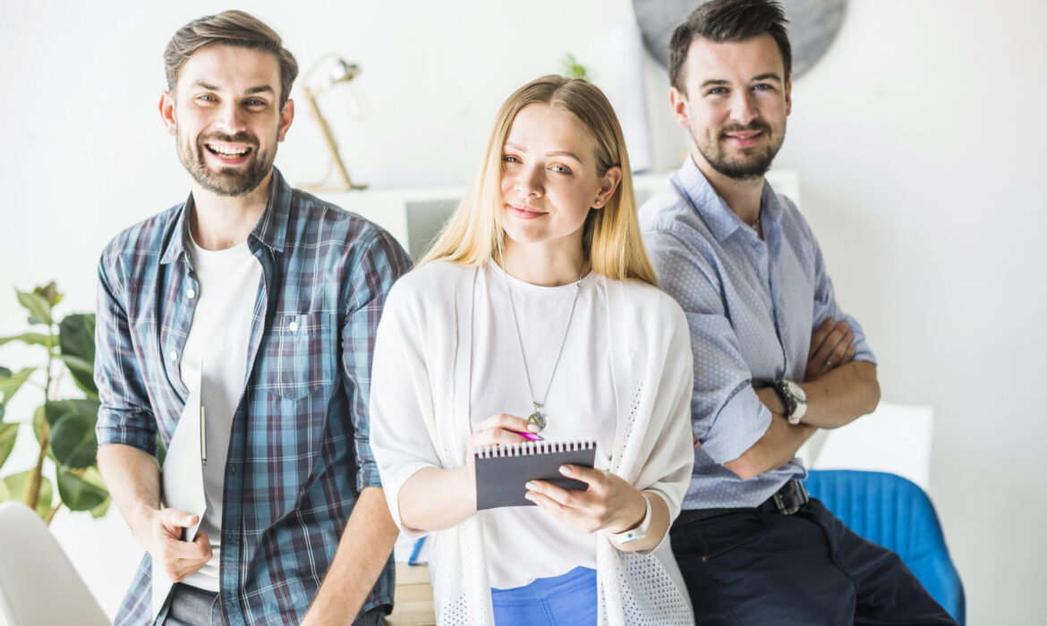 portrait-happy-male-female-businesspeople